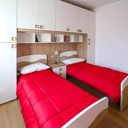 Central Plaza Apartament *