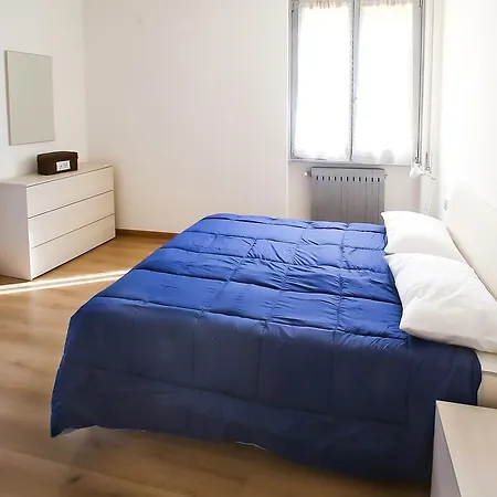 Central Plaza Apartament Colico